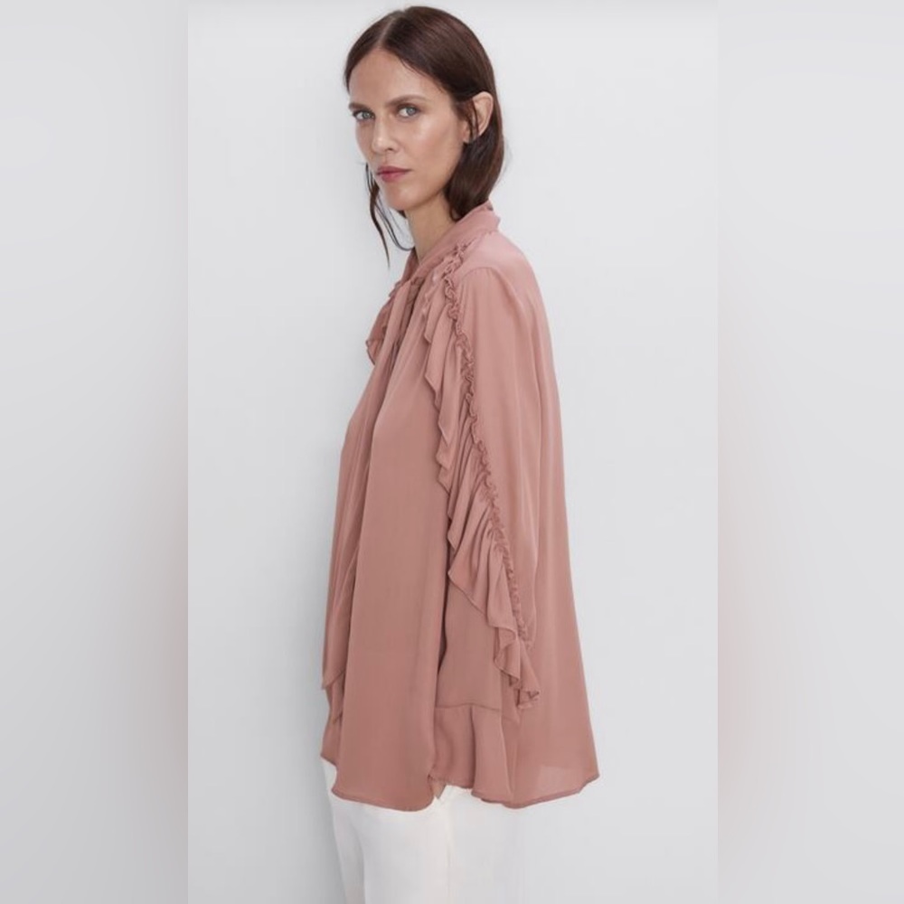 Zara Ruffled Flowy Blouse - Picture 2 of 11